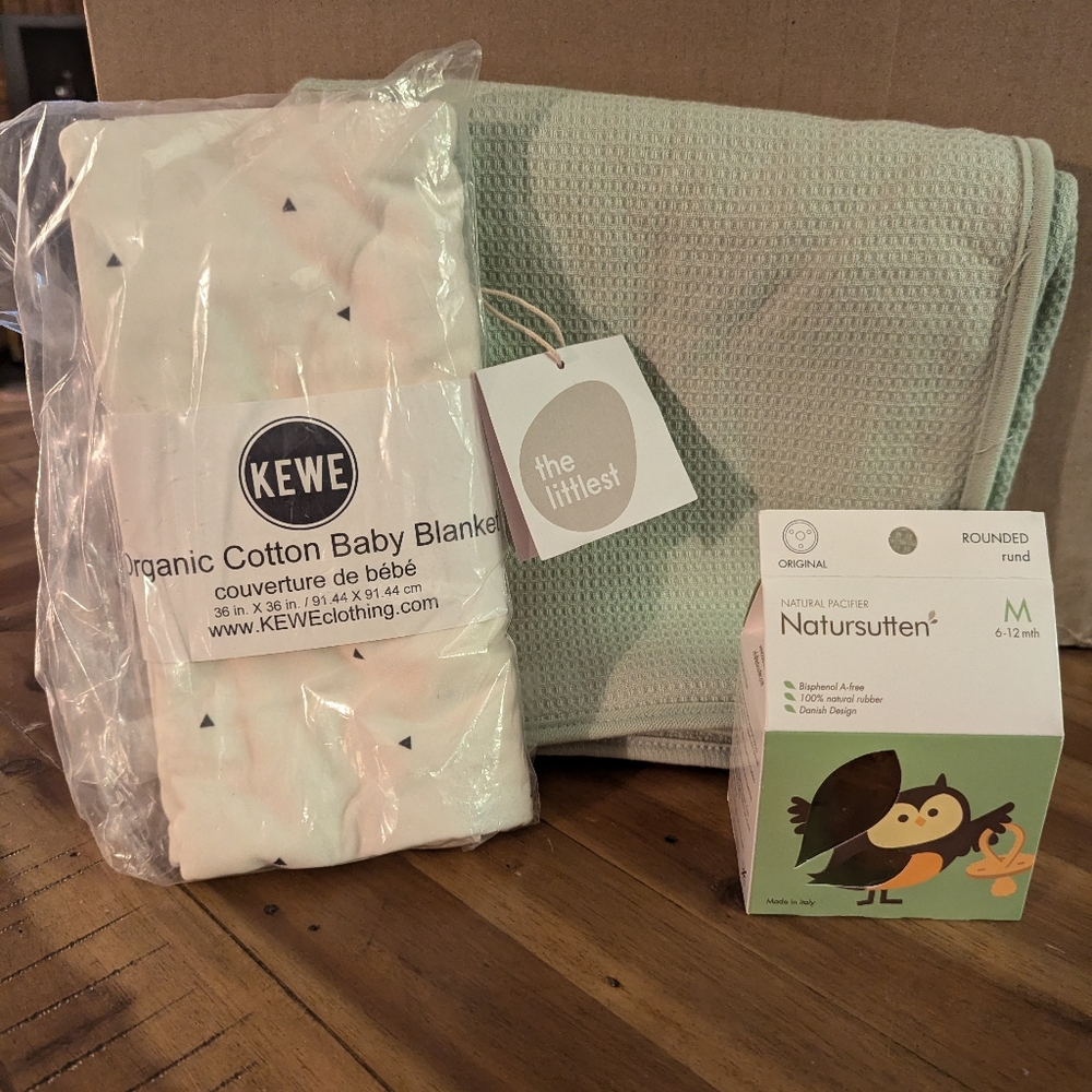 ❗SOLD❗Organic/ non-toxic 3 item baby